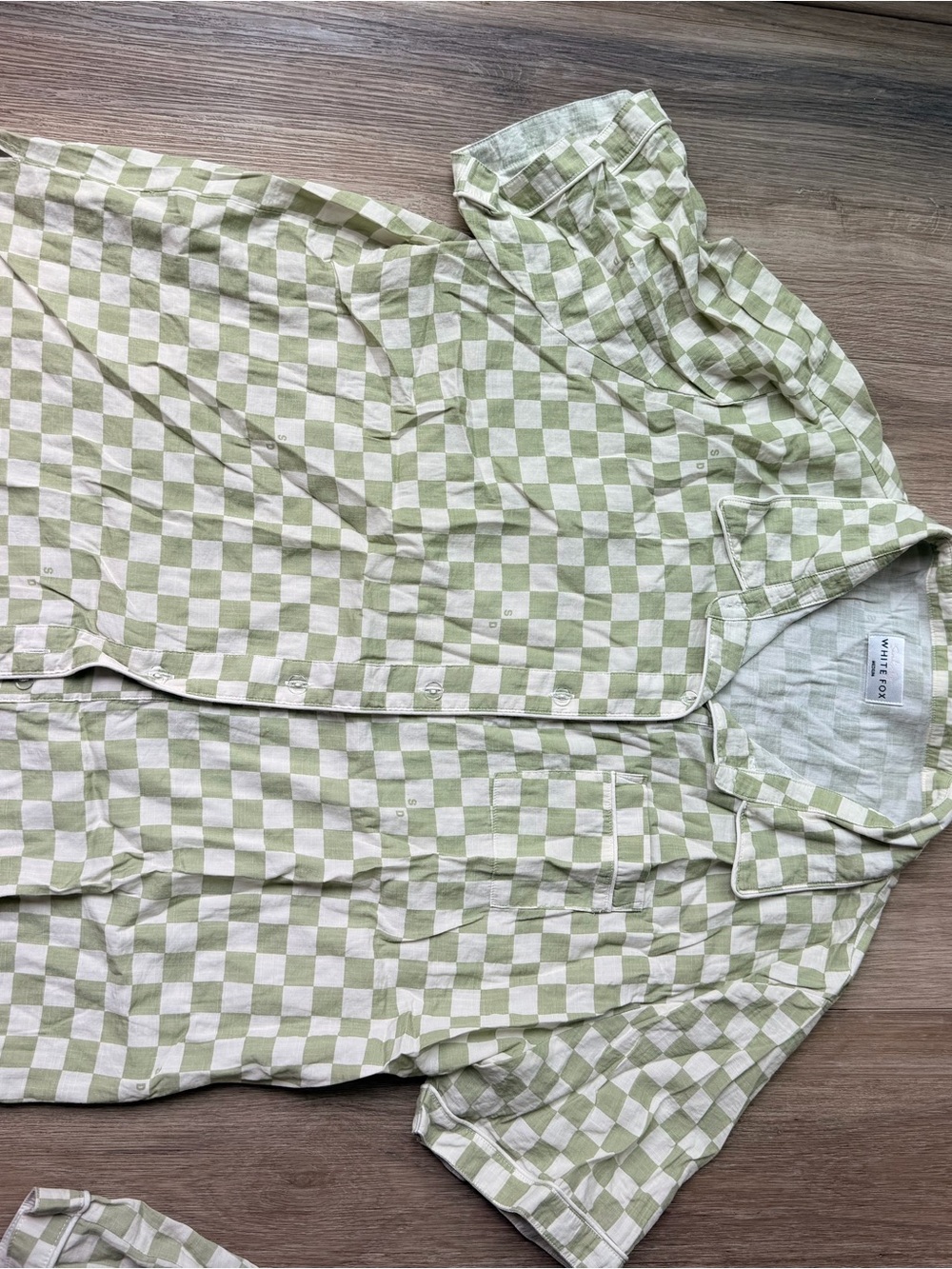 White Fox Boutique Green & White Check Short Sleeve Button-Up